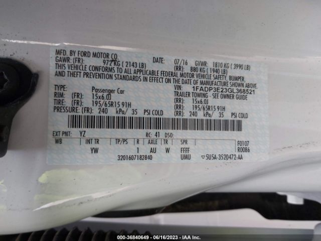 Ford FOCUS S 2016 1FADP3E23GL368521 Image 16