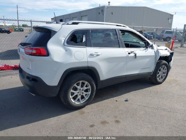 1C4PJMCS2HW632071 Jeep Cherokee Latitude
