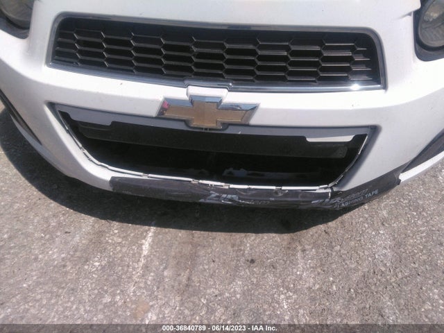 Chevrolet SONIC LS 2016 1G1JA6SH0G4110260 Image 6