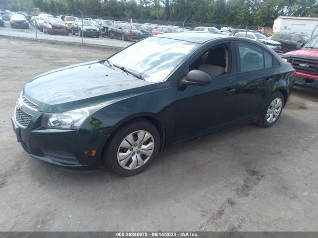 Chevrolet CRUZE LS 2014 1G1PA5SG4E7186099 Image 2