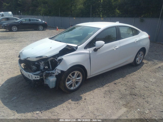 Chevrolet CRUZE LT 2017 1G1BE5SM1H7243030 Image 2