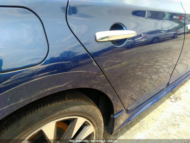 3N1CB7AP3HY222239 Nissan Sentra Sr Turbo