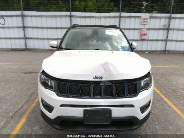 3C4NJDBB9JT320415 Jeep Compass Altitude