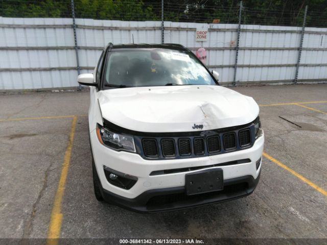 3C4NJDBB9JT320415 Jeep Compass Altitude