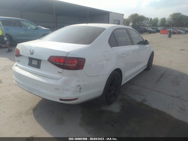 3VW2B7AJ6HM395777 Volkswagen Jetta 1.4t S