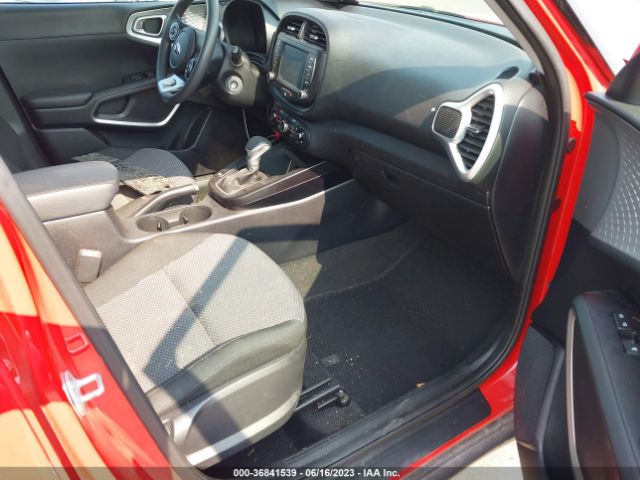 KNDJ23AU1L7707993 KIA SOUL LX