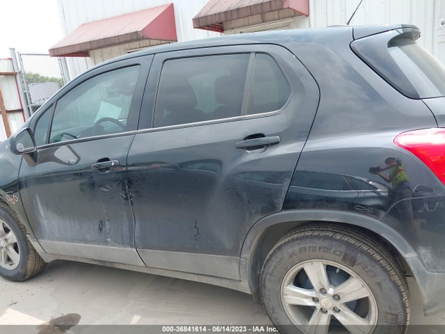 Chevrolet TRAX LS 2020 3GNCJKSB2LL183047 Image 15