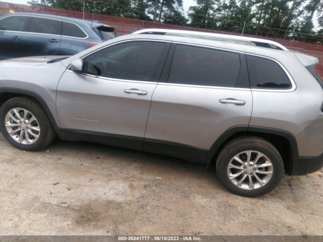 1C4PJLCB5KD203861 Jeep Cherokee Latitude