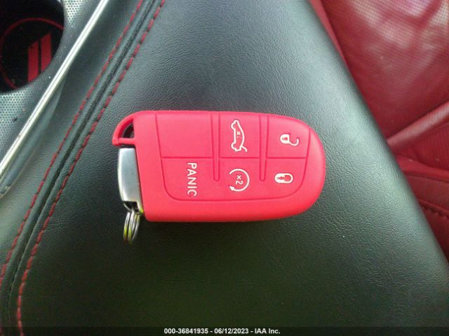 2C3CDZAG6JH310902 Dodge Challenger Sxt Plus