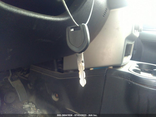2004 MITSUBISHI ENDEAVOR LS VIN: 4A4MM21S94E012702