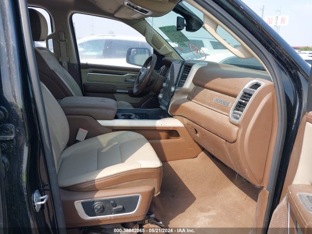 1C6RREJTXLN202491 RAM 1500 Laramie  4x2 5'7 Box