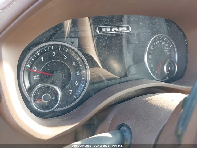 1C6RREJTXLN202491 RAM 1500 Laramie  4x2 5'7 Box