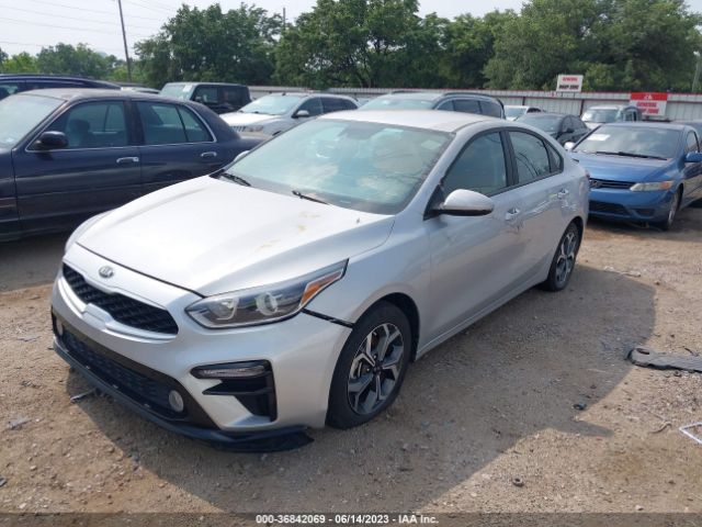 3KPF24AD0ME335897 KIA Forte Lxs
