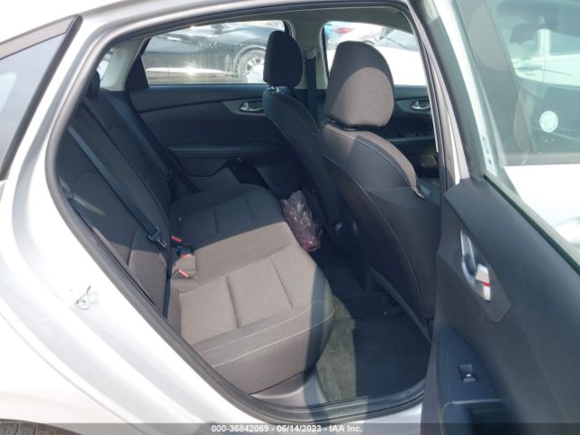 3KPF24AD0ME335897 KIA Forte Lxs