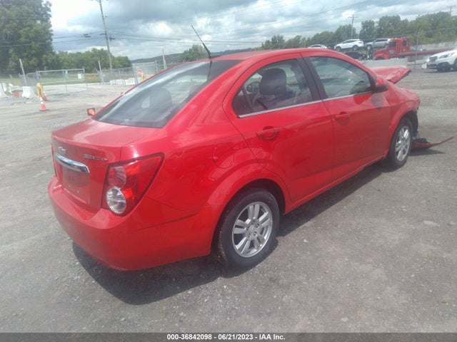 Chevrolet SONIC LT 2014 1G1JC5SH2E4194969 Image 4