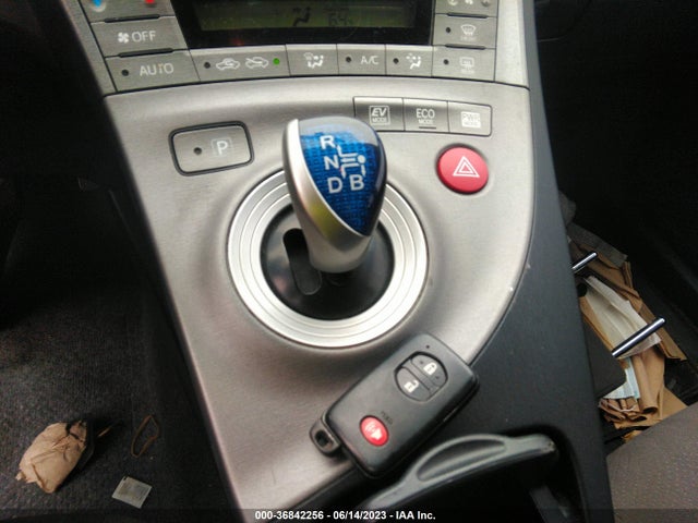 Toyota Prius Four/five/three/one/two 2014 JTDKN3DU4E0382808 Image 3