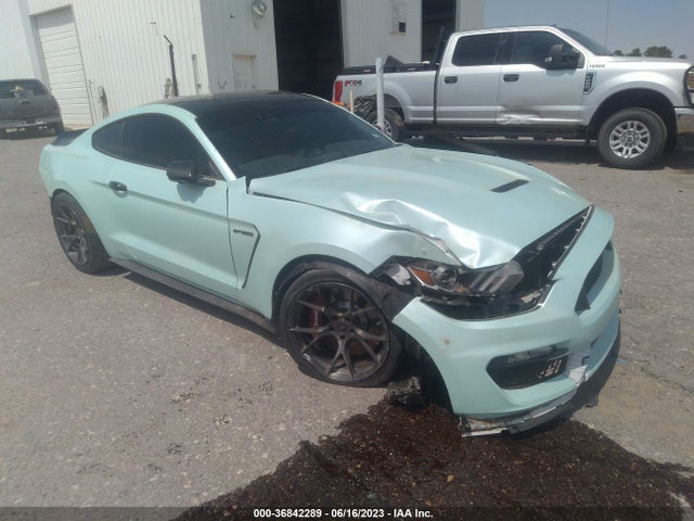 2017 Ford Mustang, VIN: 1FA6P8JZ8H5520873