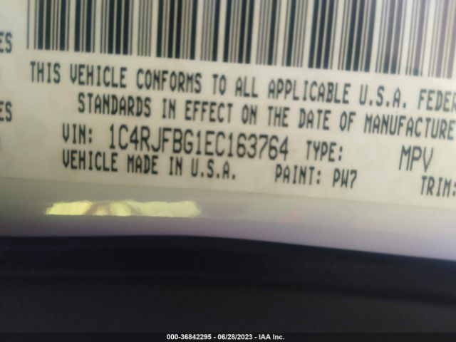 1C4RJFBG1EC163764 Jeep Grand Cherokee Limited