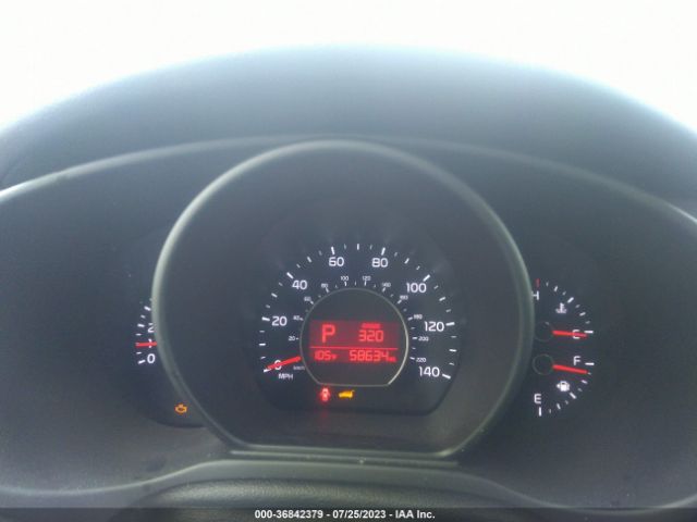 KNDJP3A58E7083803 KIA SOUL +