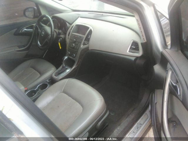 1G4PR5SK6H4118408 Buick Verano Sport Touring