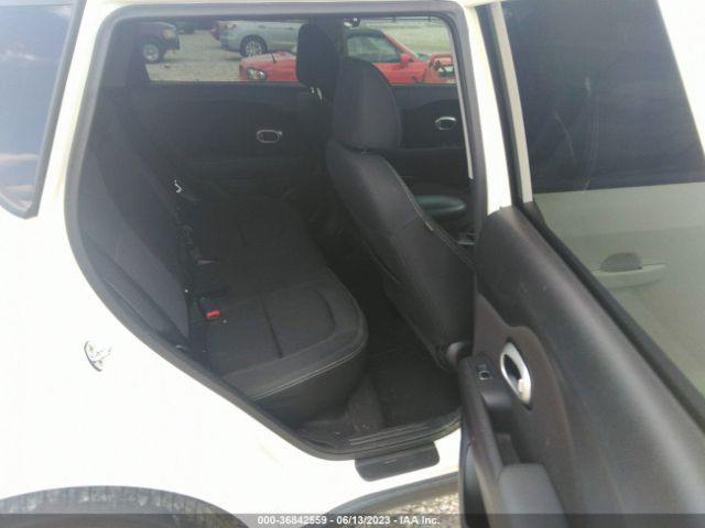 KNDJP3A53K7674679 KIA SOUL +