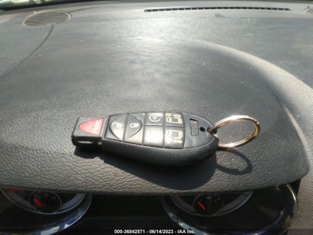 2C4RDGCG1KR594877 Dodge Grand Caravan Sxt