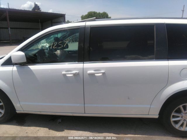 2C4RDGCG1KR594877 Dodge Grand Caravan Sxt