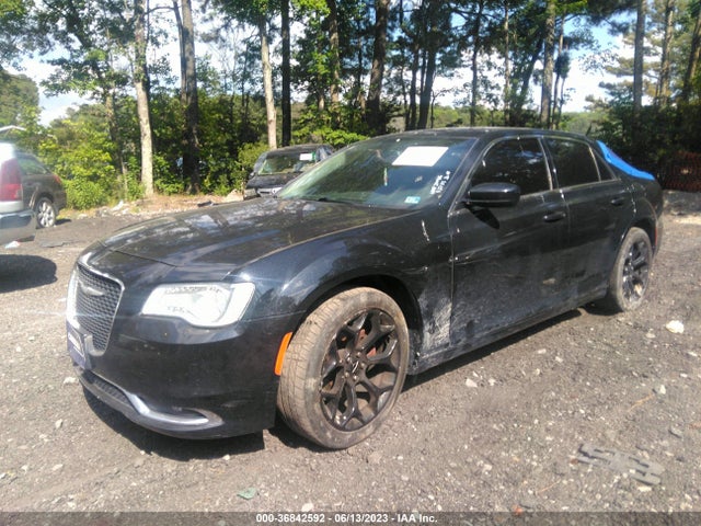 2C3CCAAG5FH882149 Chrysler 300 Limited