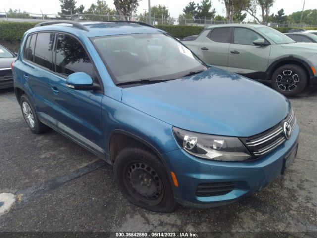 Volkswagen TIGUAN 2017 WVGAV7AX5HK045506 Image 1