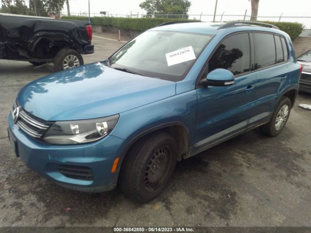 Volkswagen TIGUAN 2017 WVGAV7AX5HK045506 Image 2