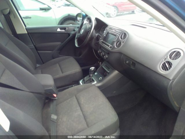 Volkswagen TIGUAN 2017 WVGAV7AX5HK045506 Image 5