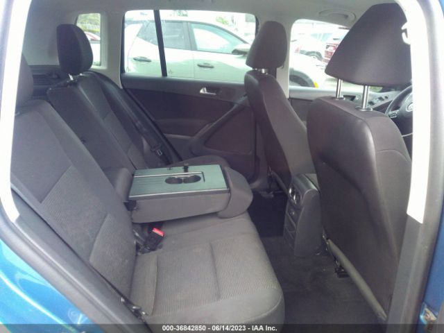 Volkswagen TIGUAN 2017 WVGAV7AX5HK045506 Image 8