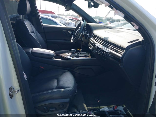WA1VAAF76JD047132 Audi Q7 Prestige