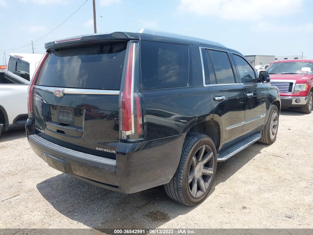 1GYS3BKJ0GR231952 Cadillac Escalade Luxury Collection