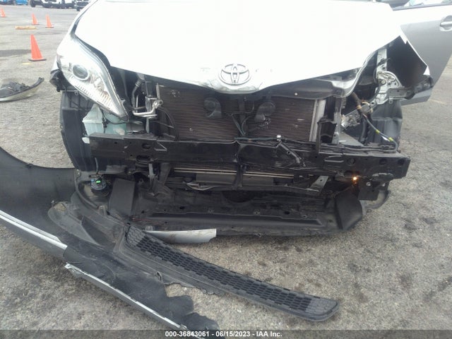Toyota Sienna Xle Auto Access 2017 5TDYZ3DC4HS822078 Image 12