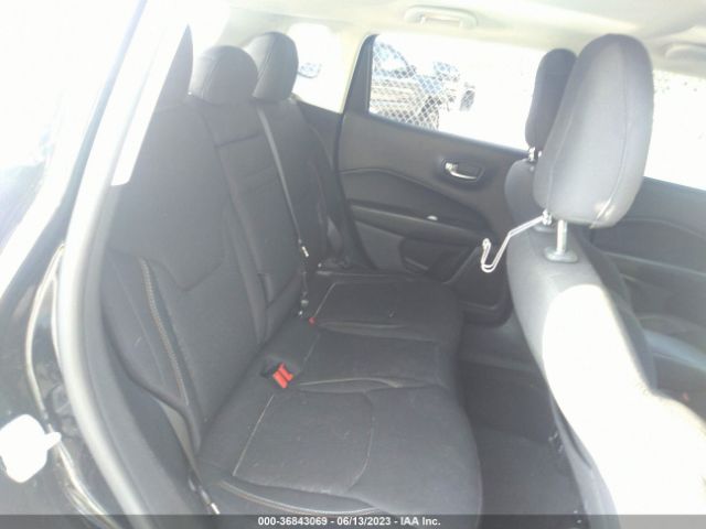 3C4NJCAB6JT468274 Jeep Compass Sport