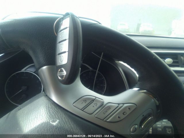 5N1AZ2MG8JN139788 Nissan MURANO SV