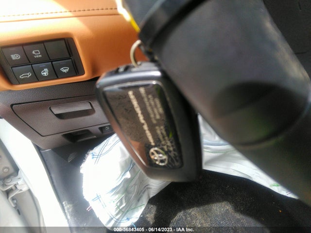 Toyota Highlander Platinum 2022 5TDFZRBH9NS189694 Image 3