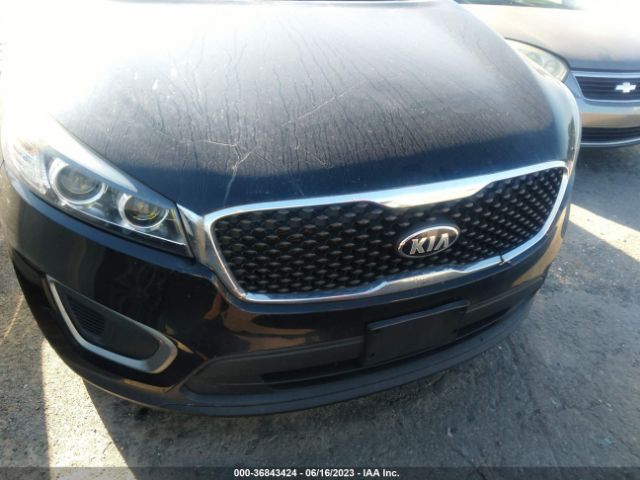 5XYPGDA35GG068129 KIA SORENTO LX
