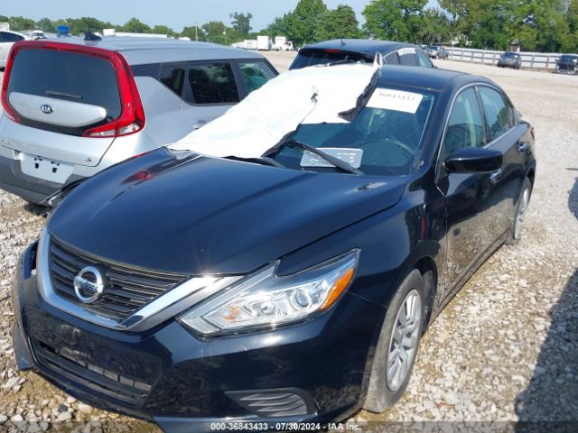 1N4AL3AP6HC182487 Nissan Altima 2.5 S