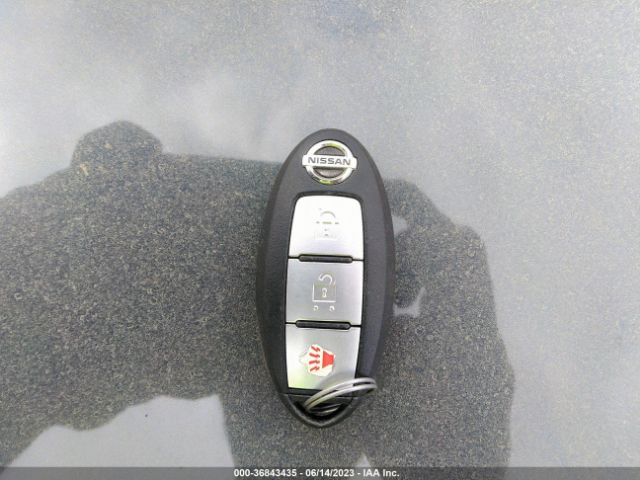 KNMAT2MV3GP629816 Nissan ROGUE SV