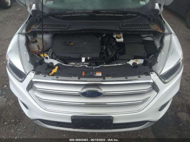 1FMCU9GD0JUB65969 Ford ESCAPE SE