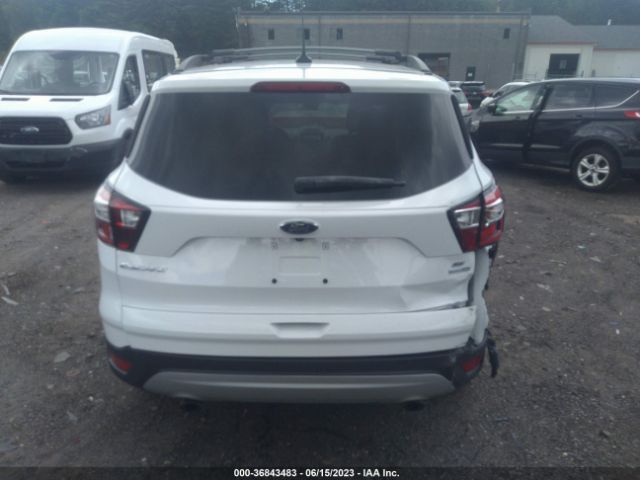 1FMCU9GD0JUB65969 Ford ESCAPE SE