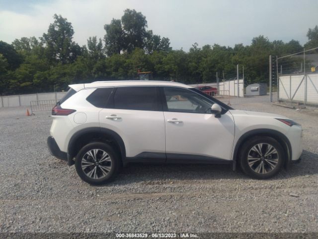 JN8AT3BA9MW001318 Nissan ROGUE SV
