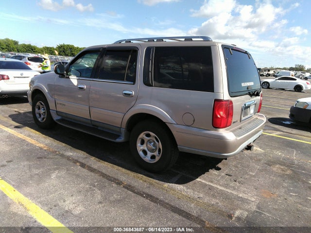 2002 LINCOLN NAVIGATOR VIN: 5LMFU28RX2LJ04017