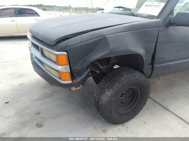 1995 CHEVROLET GMT-400 C1500 VIN: 2GCEC19K0S1158580