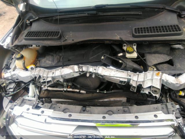 1FMCU9J94HUB03988 Ford Escape Titanium
