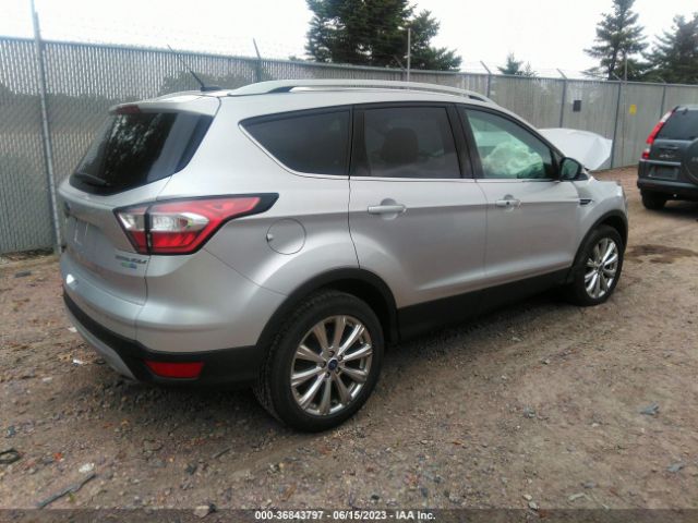 1FMCU9J94HUB03988 Ford Escape Titanium