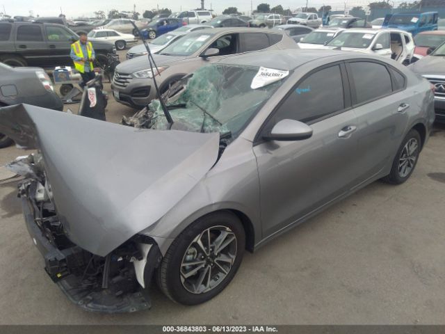 3KPF24AD0NE503068 KIA Forte Lxs
