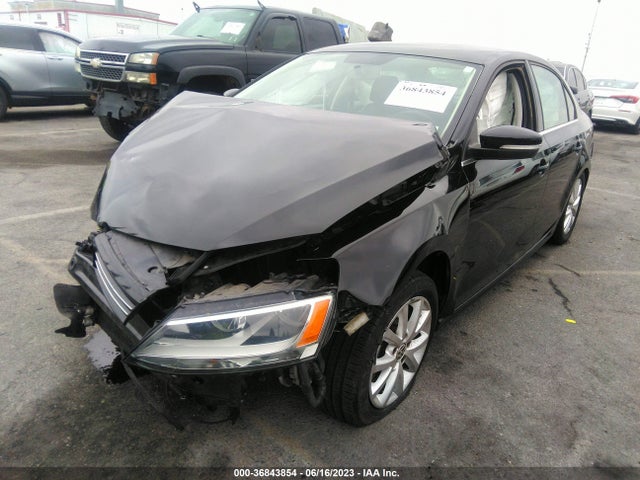 3VWD17AJ0EM332584 Volkswagen Jetta Sedan Se W/connectivity